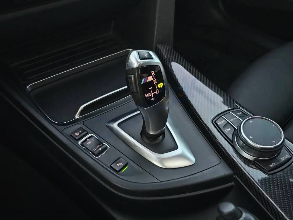 .. BMW 330 M SPORT