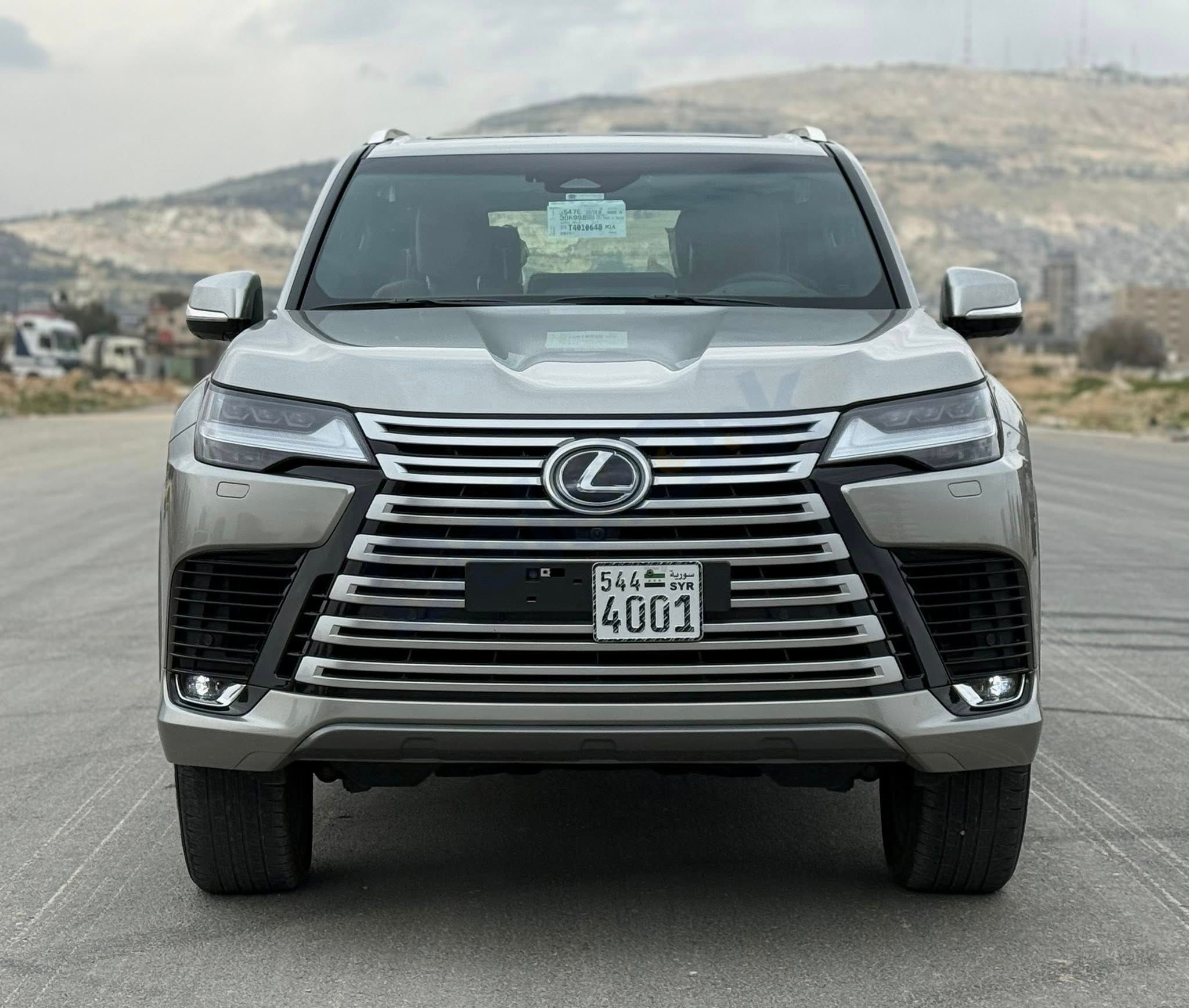 Lexus LX700h ( Executive VIP ) للبيع في دمشق