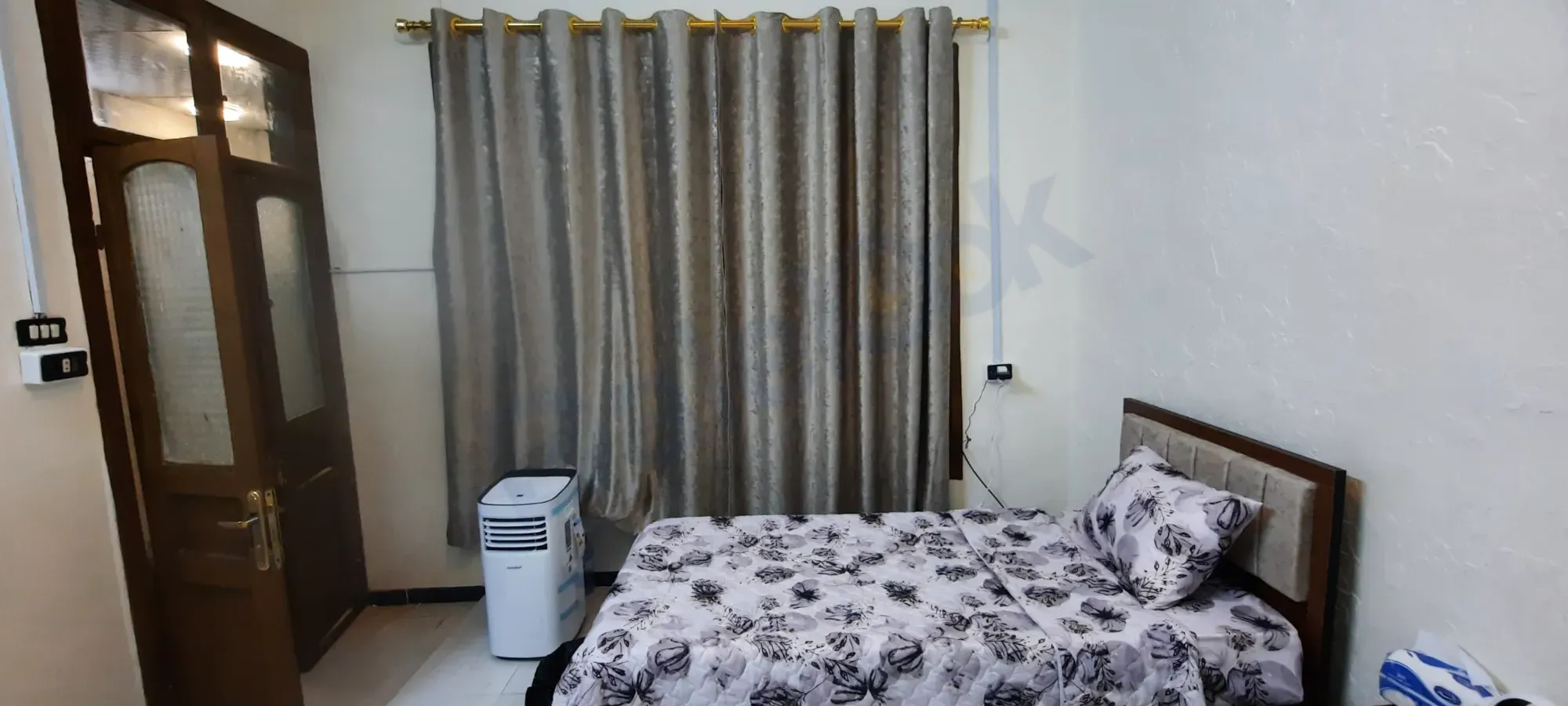 Furnished apartment for 3 people for rent, Al-Thawra Street