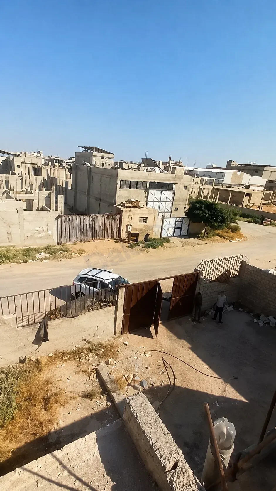 للبيع مصنع على العضم في عدرا الصناعية