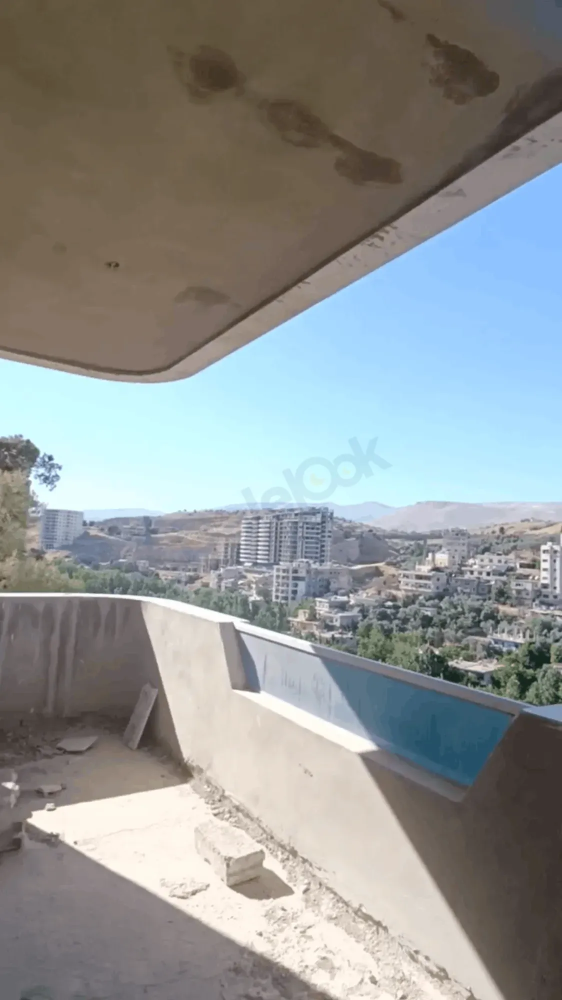 للبيع شقة مميزة بمواصفات استثنائية في الهامة