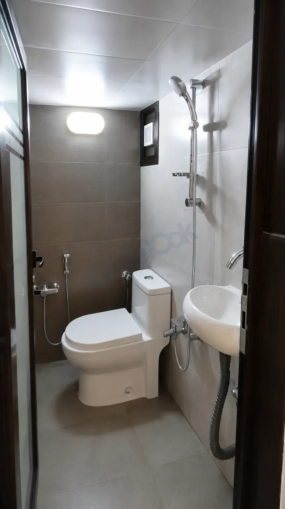 uploads/advertisements/images/apartment_for_sale_in_Al_Mleha_-_damascus_-_dalelook__2_-1778774118867.webp