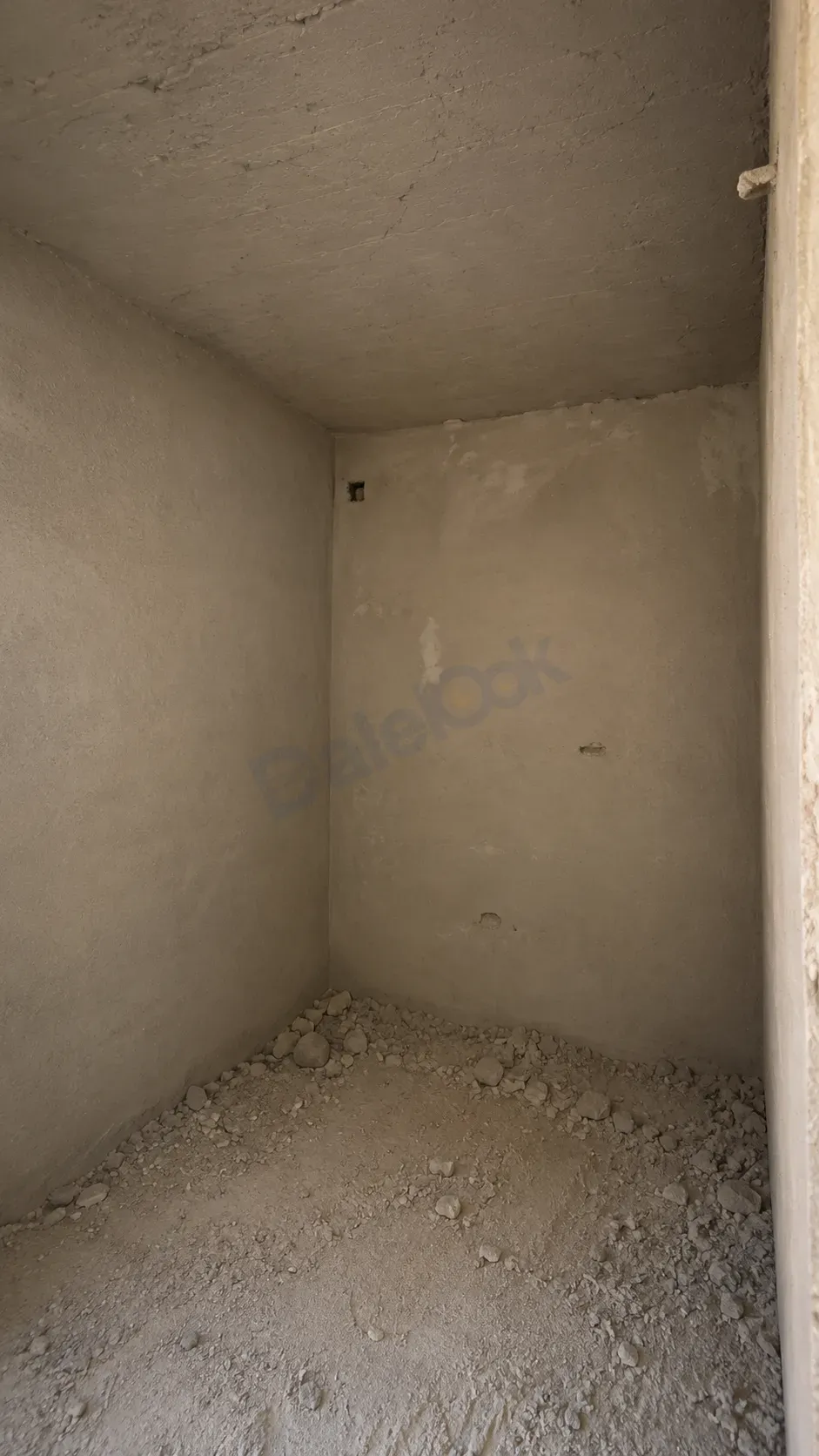 uploads/advertisements/images/apartment_for_sale_in_Jdaydet_Artooz_damascus_-_dalelook__5_-1779622401086.webp