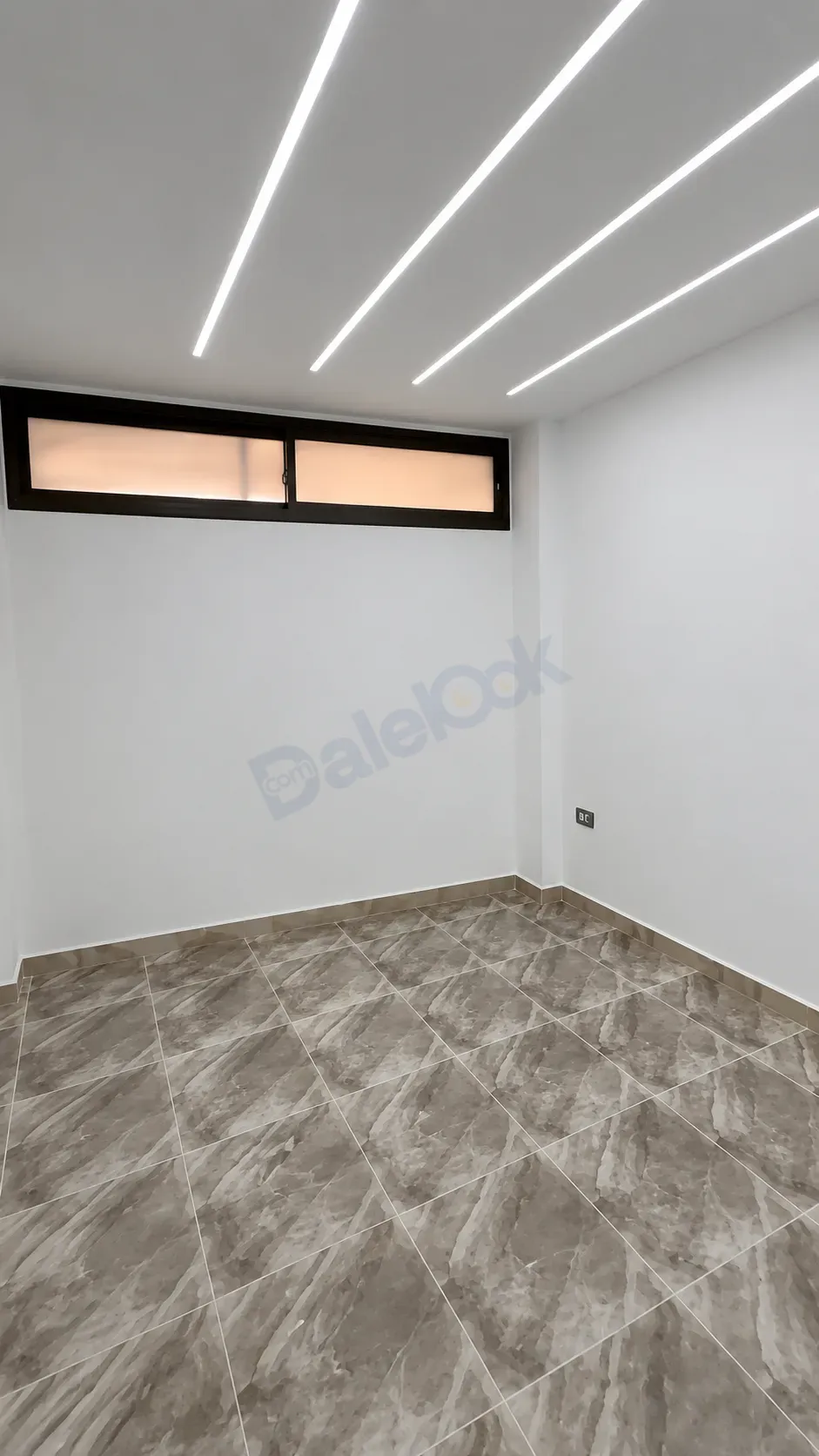 uploads/advertisements/images/apartment_for_sale_in_Jdaydet_Artooz_ref_damascus_-_dalelook_88__1_-1779725859978.webp