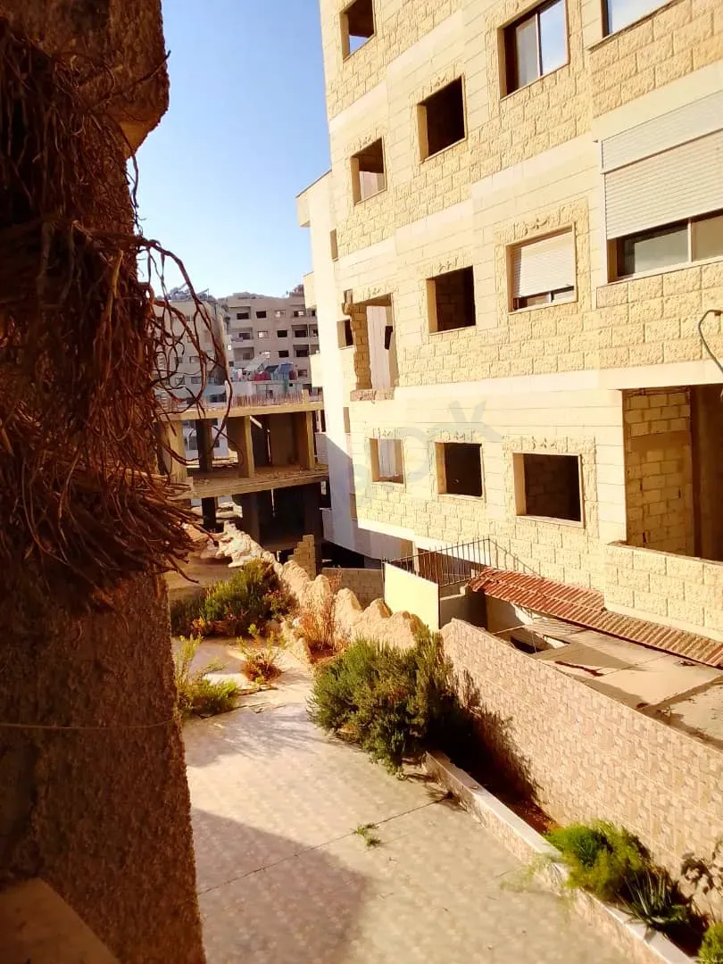 uploads/advertisements/images/apartment_for_sale_in_Qudssaya_damascus_-_dalelook__22_-1779718344827.webp