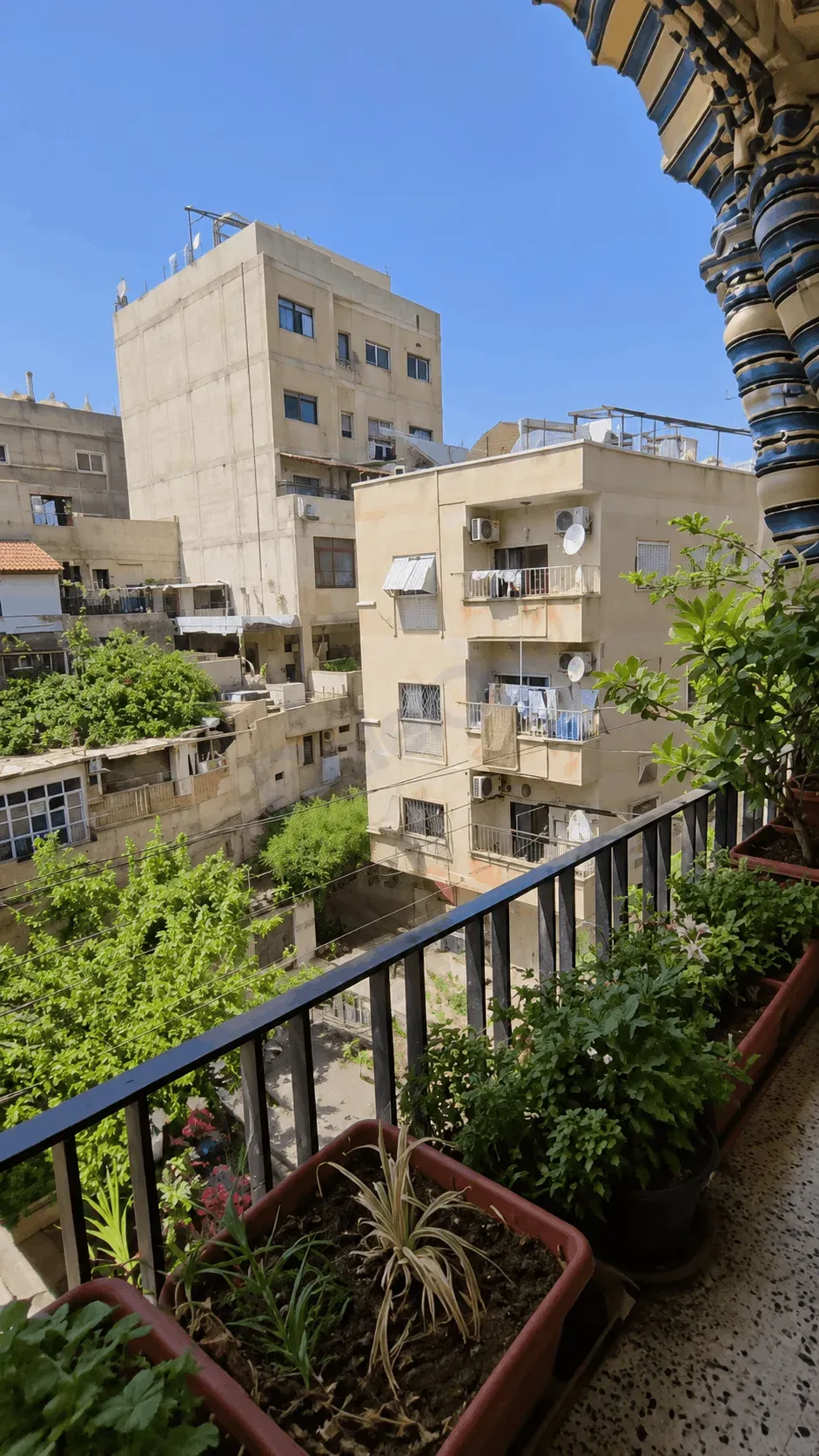 uploads/advertisements/images/apartment_for_sale_in_Ruken_Al_Din_damascus_-_dalelook__2_-1779186899347.webp