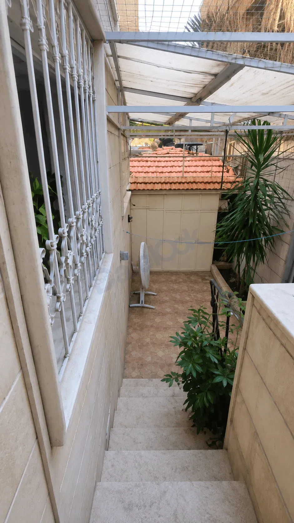 uploads/advertisements/images/apartment_for_sale_in_baghdad_street_damascus_-_dalelook__3_-1779115011013.webp
