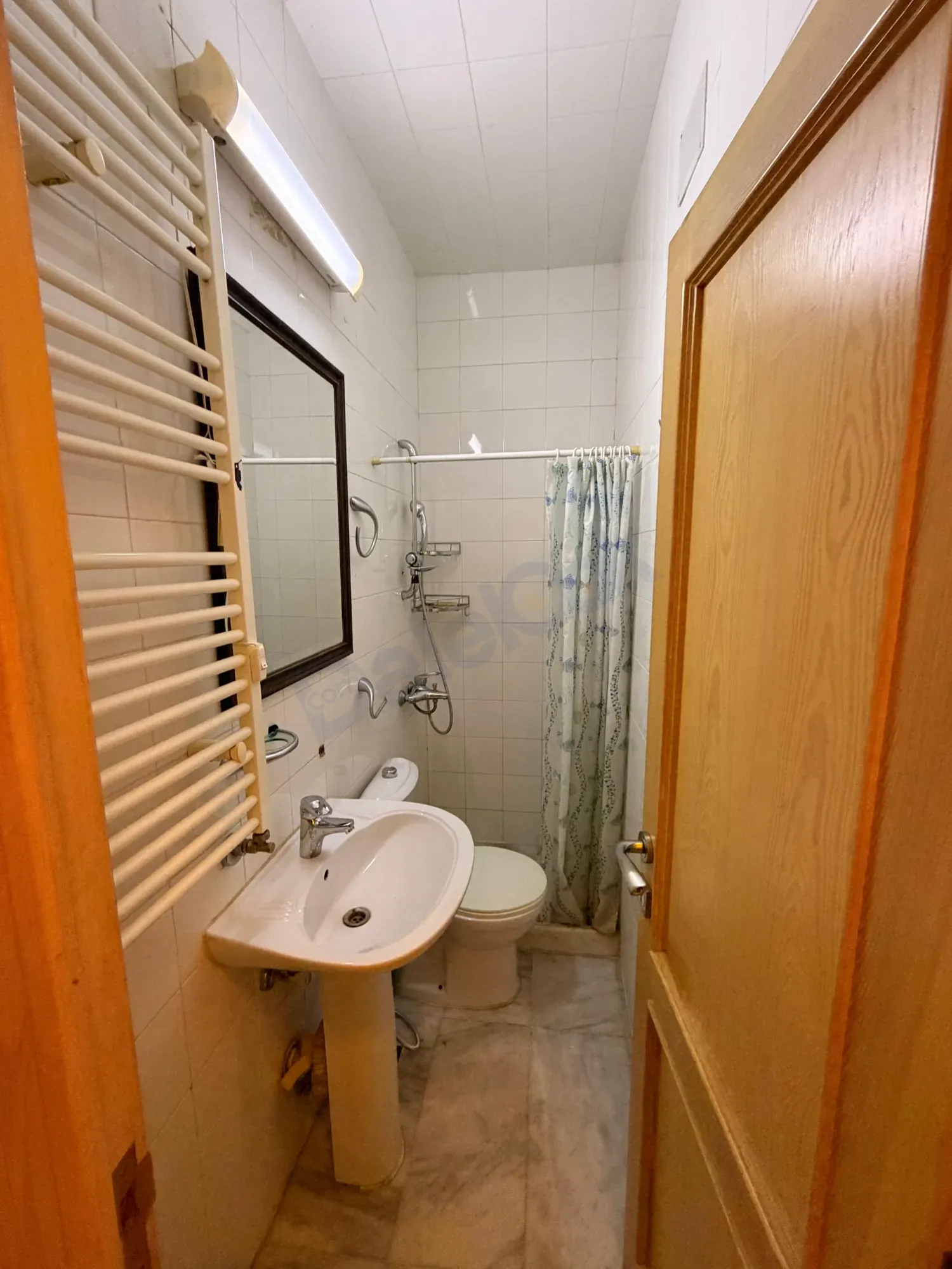 uploads/advertisements/images/apartment_for_sale_in_mashroo_domar_19_1_beadroom_damascus_-_dalelook__8_-1779233124831.webp