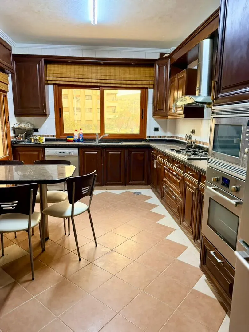 uploads/advertisements/images/apartment_for_sale_in_mashroo_domar_19_damascus_-_dalelook__2_-1779232553493.webp
