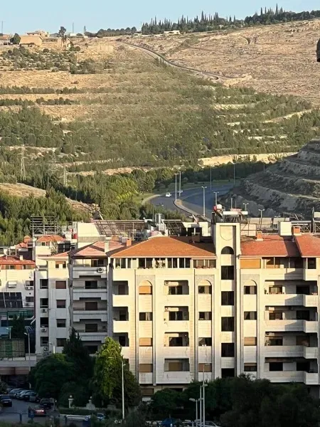 uploads/advertisements/images/apartment_for_sale_in_mashroo_domar_damascus_-_dalelook_2__6_-1779220368170.webp