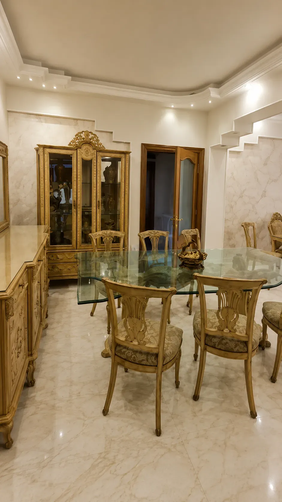 Luxury apartment for sale in Sharqi Rukn al-Din