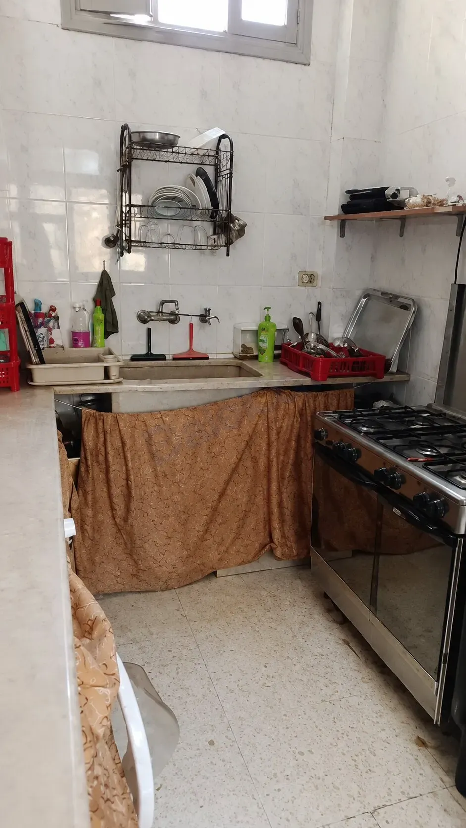 بناء كامل للبيع من المالك في حمص حي الخضر