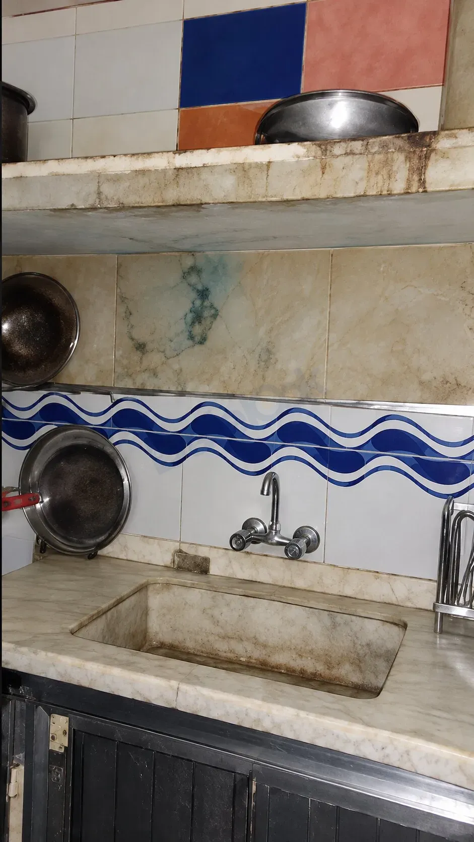 uploads/advertisements/images/بيت_ارض_سما_للبيع_في_كفربطنا_حي_الكرم__6_-1791645341459.webp