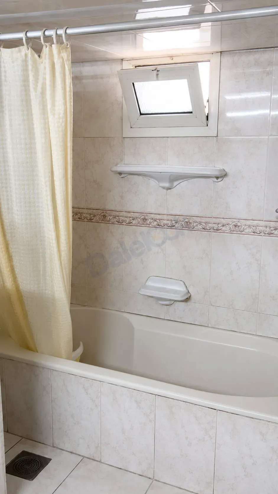 uploads/advertisements/images/بيت_للبيع_بحالة_جيدة_بمنطقة_الطلياني_من_المالك__1_-1788081527116.webp