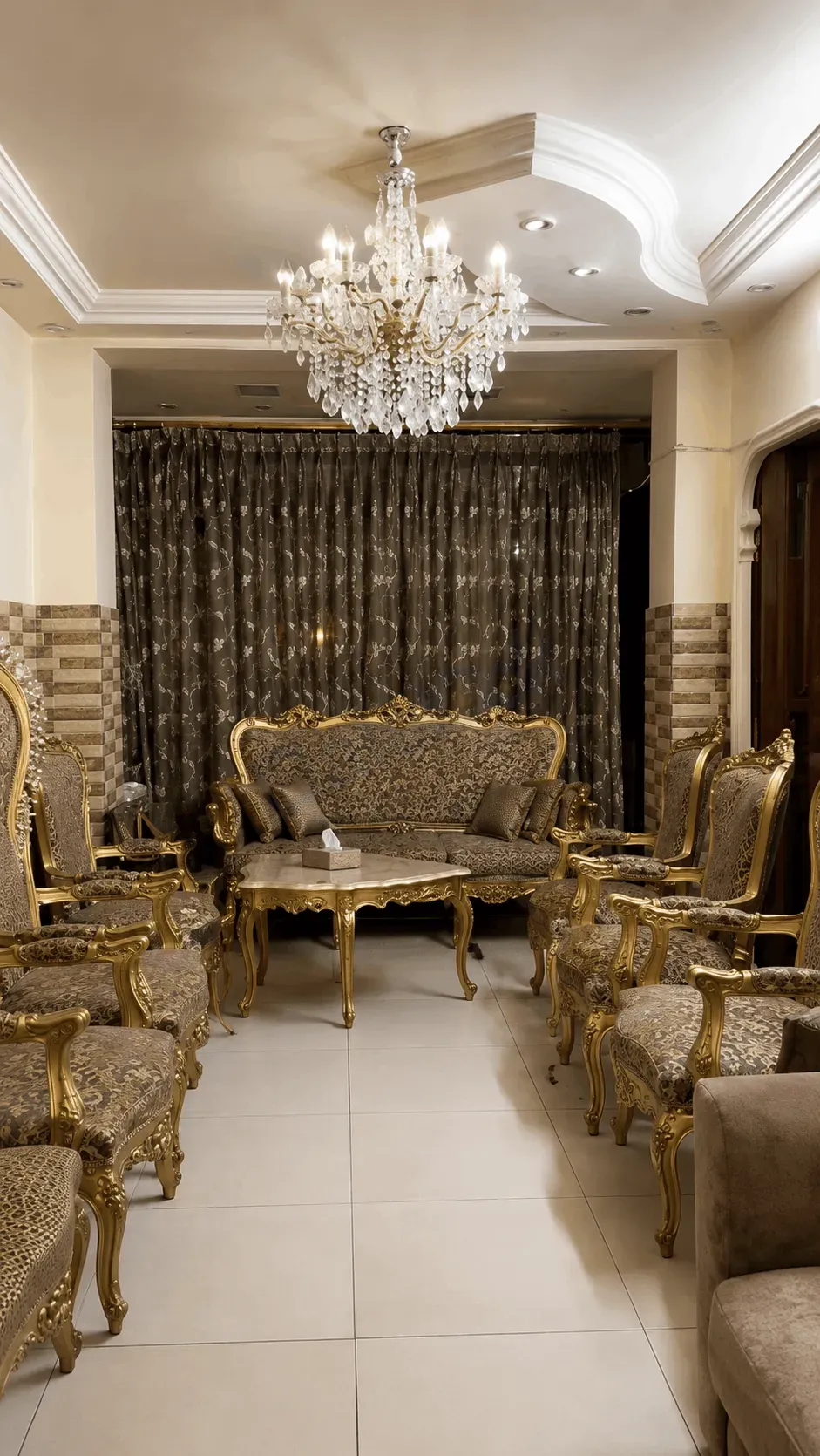 uploads/advertisements/images/بيت_للبيع_في_البرامكة_البختيار__1_-1783090587114.webp