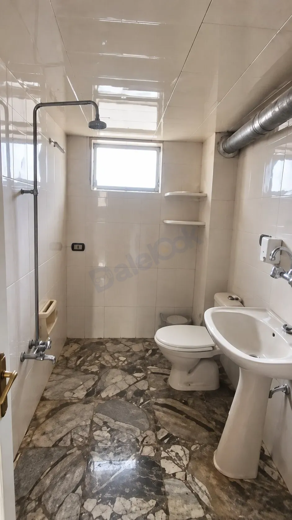 uploads/advertisements/images/شقة_للبيع_بسعر_لقطة_في_دمشق_حاميش__6_-1790096802865.webp