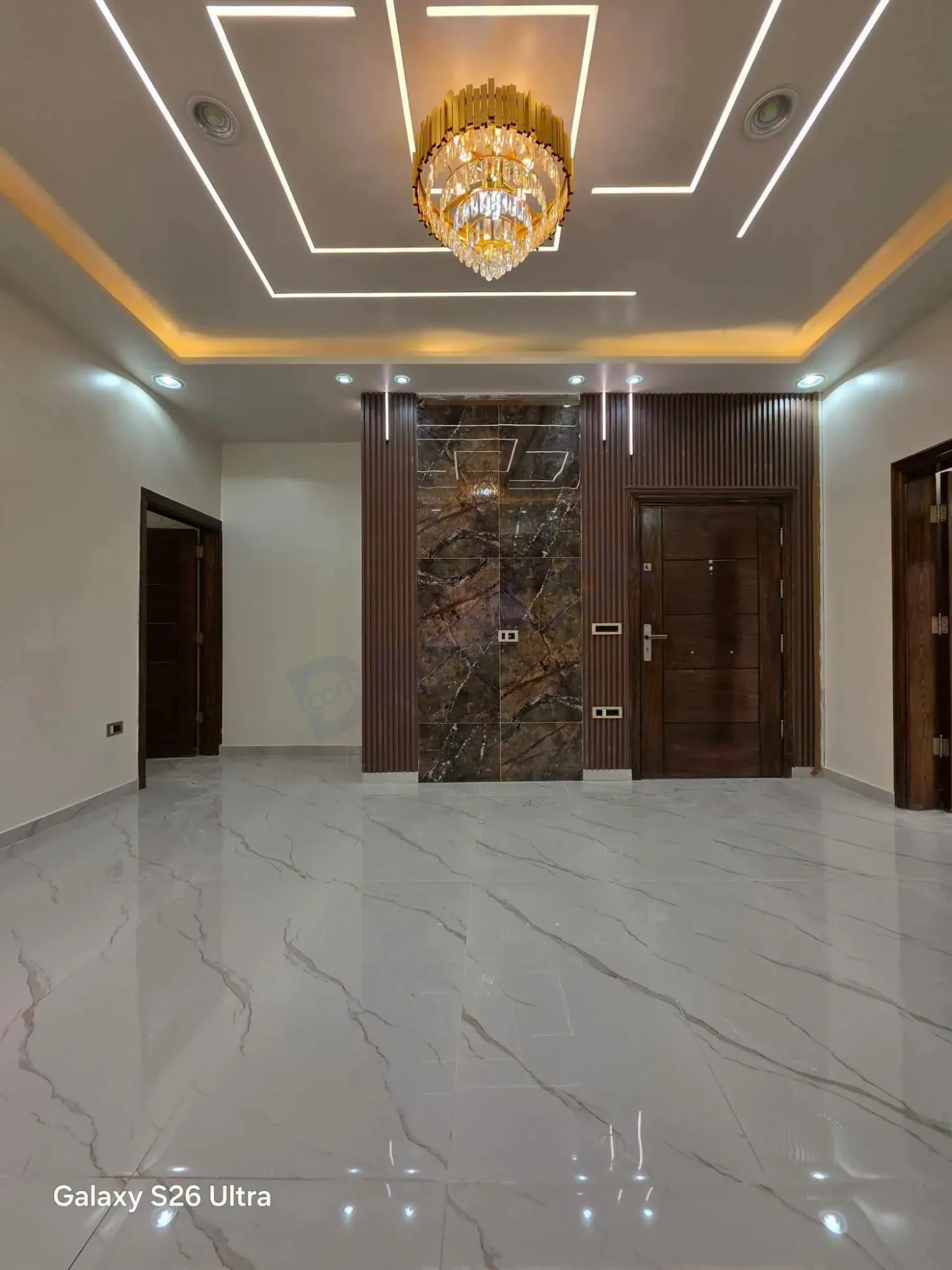 uploads/advertisements/images/شقة_للبيع_في_تنظيم_القزاز__1_-1783012597938.webp