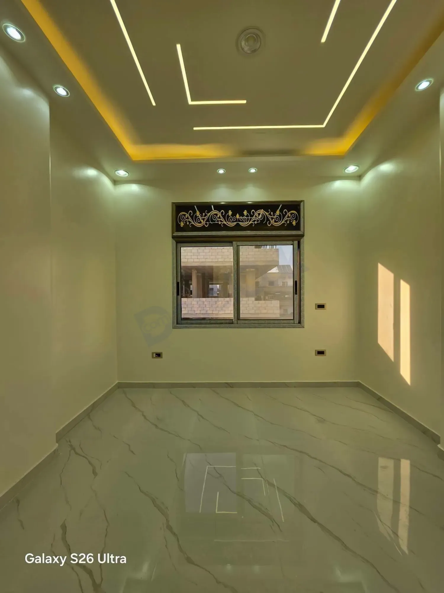 uploads/advertisements/images/شقة_للبيع_في_تنظيم_القزاز__8_-1783012597937.webp