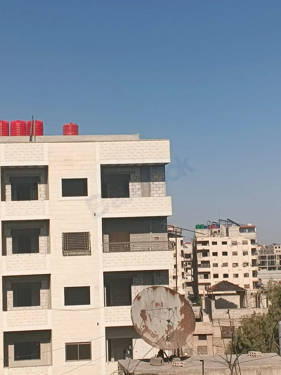 uploads/advertisements/images/شقة_للبيع_في_ريف_دمشق__عين_ترما__2_-1789222989913.webp