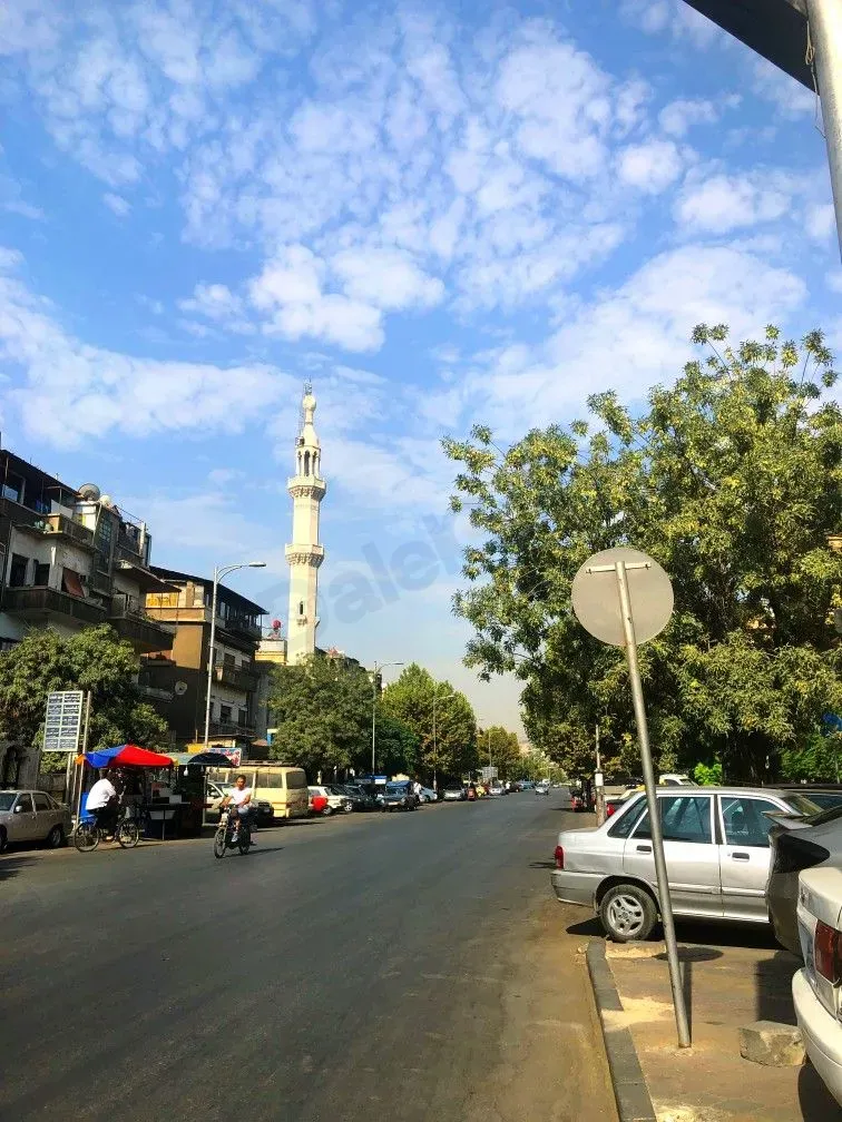 uploads/advertisements/images/شقة_للبيع_في_شارع_بغداد_الخطيب_-1782569387738.webp