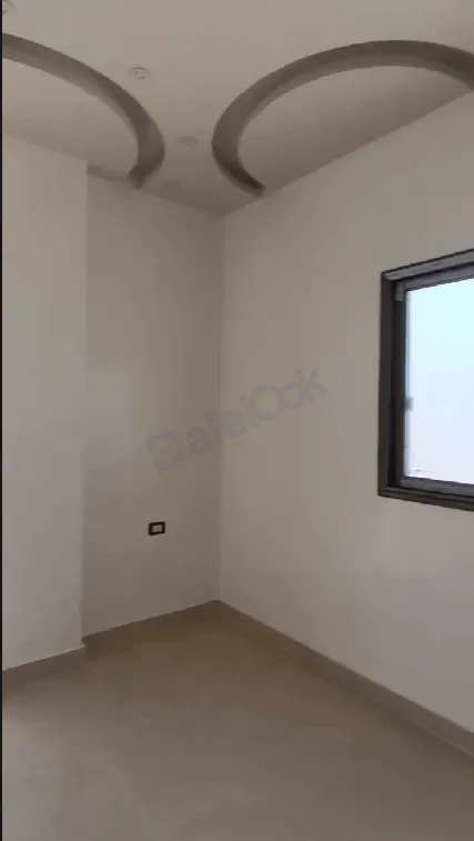 شقة للبيع في منطقة بيت سحم