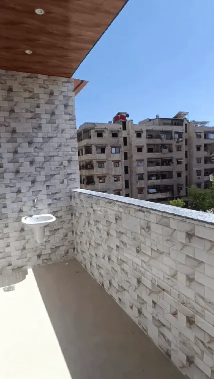 شقة للبيع في منطقة بيت سحم