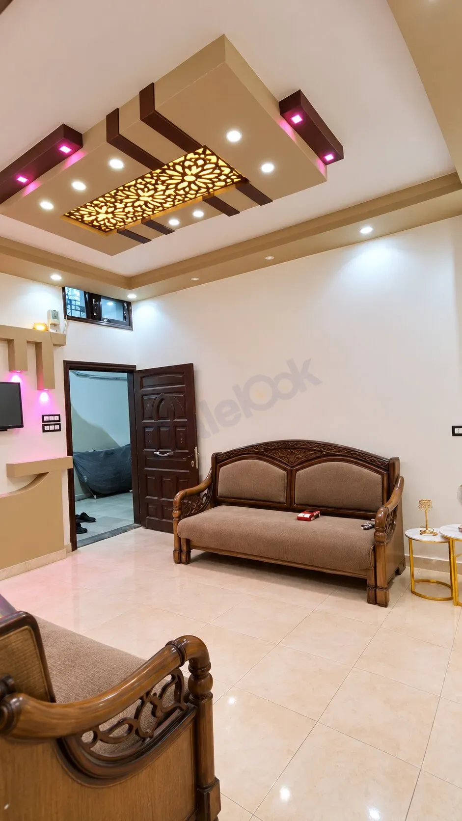 uploads/advertisements/images/شقه_للبيع_في_ريف_دمشق_عين_ترما_مقابل_البلديه_عند_دوار_السلام__5_-1791558328446.webp