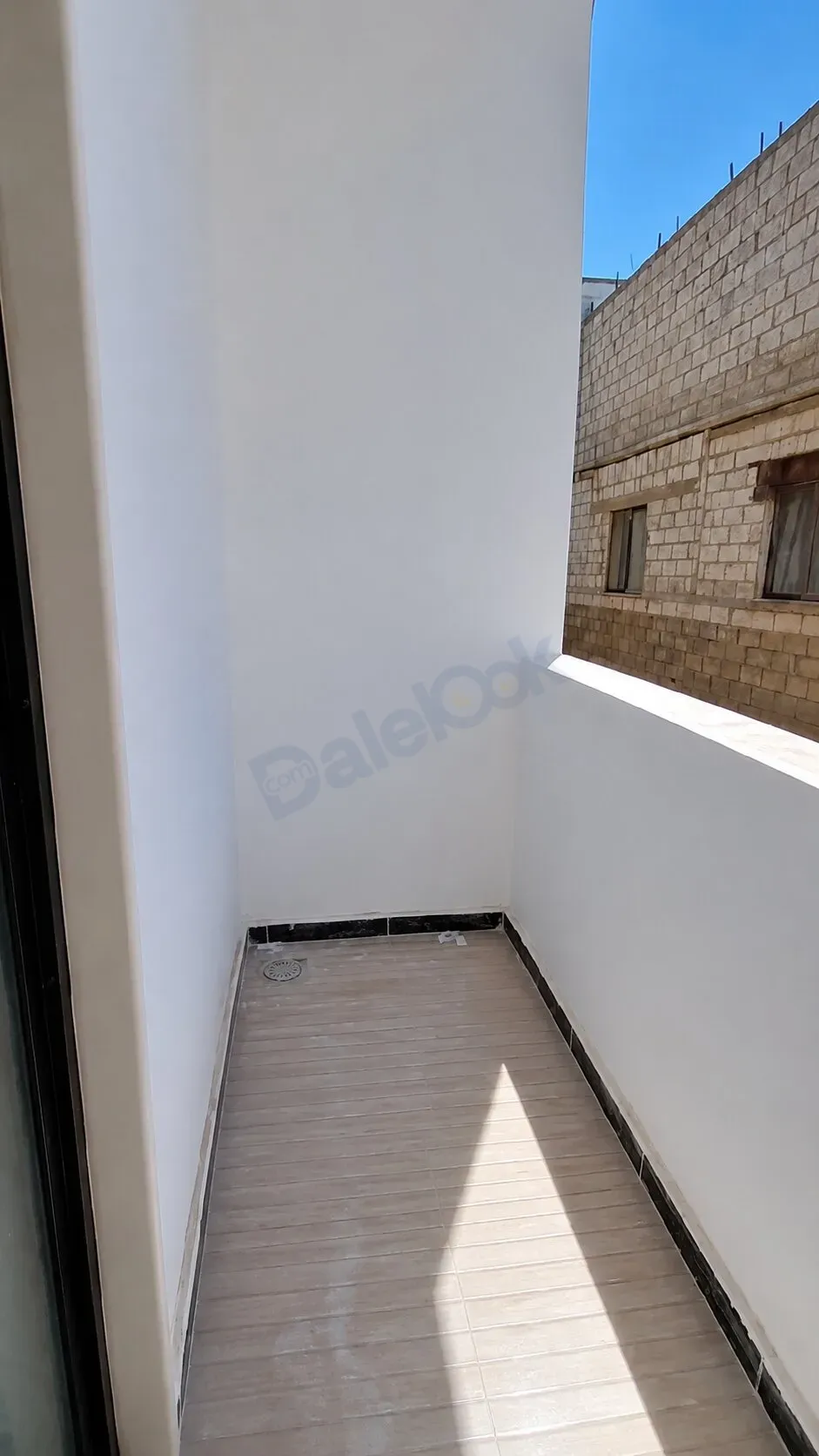 شقه للبيع في كفر بطنا شارع 14