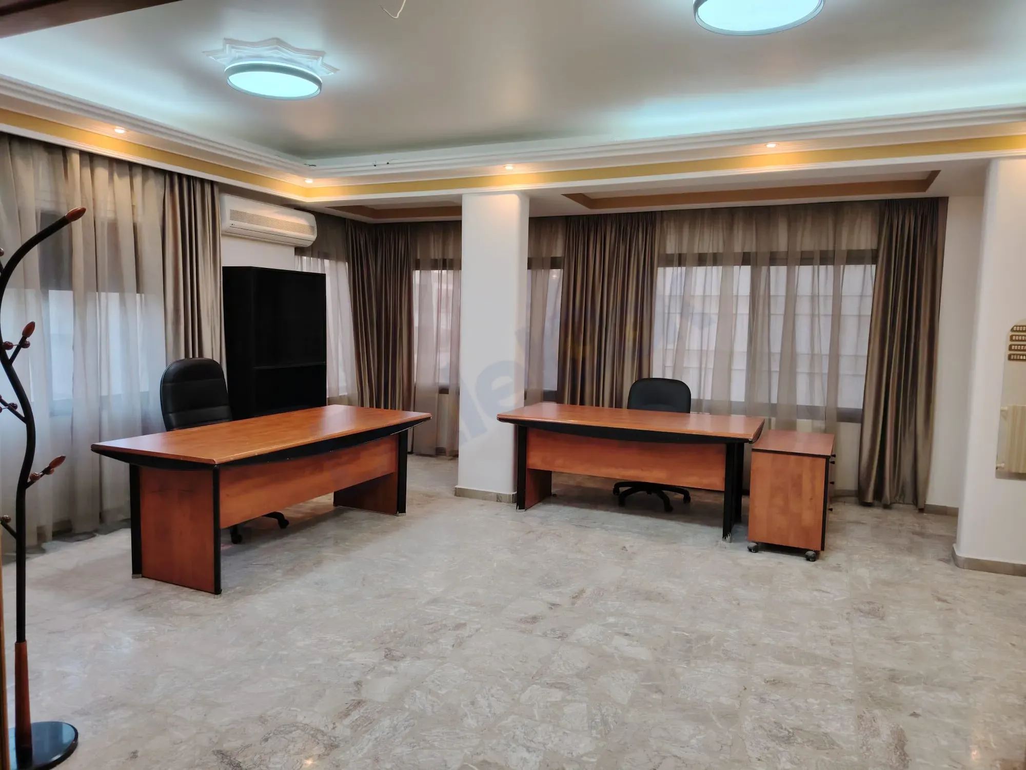 uploads/advertisements/images/عقار_راقي_للإيجار_السنوي_في_المزة_فيلات_شرقية__11_-1786975486283.webp