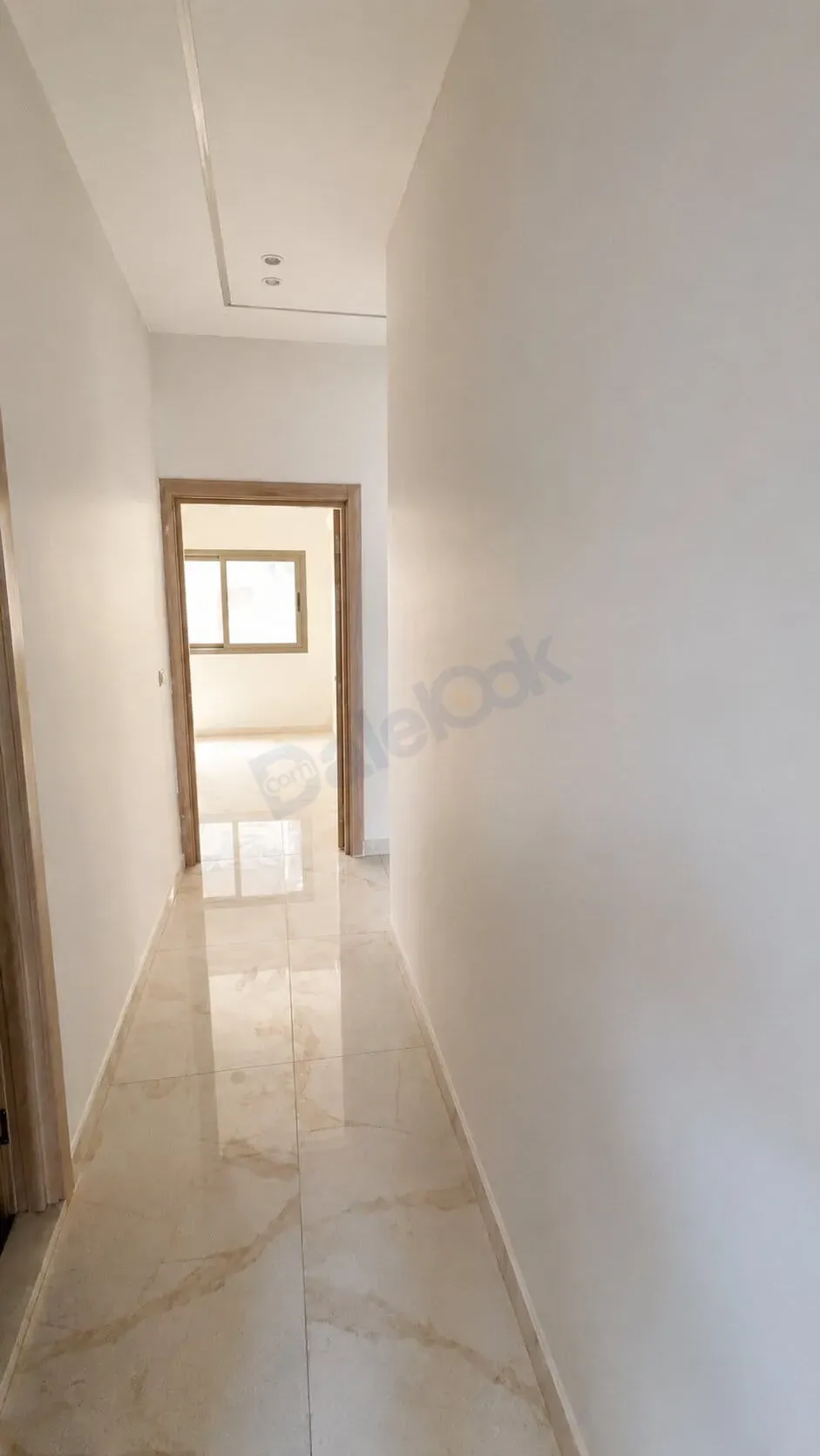 uploads/advertisements/images/للأجار_شقة_فاضية_في_دمشق_شارع_العابد__5_-1788017007410.webp