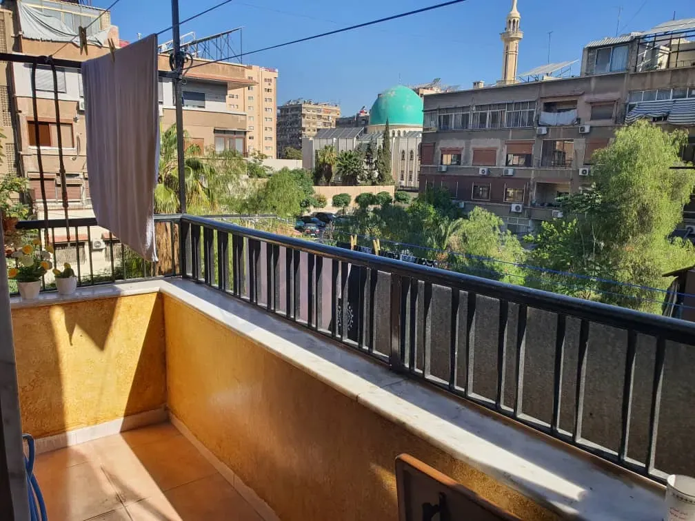 للإيجار الإسبوعي شقة فندقية في تنظيم شرقي الميدان