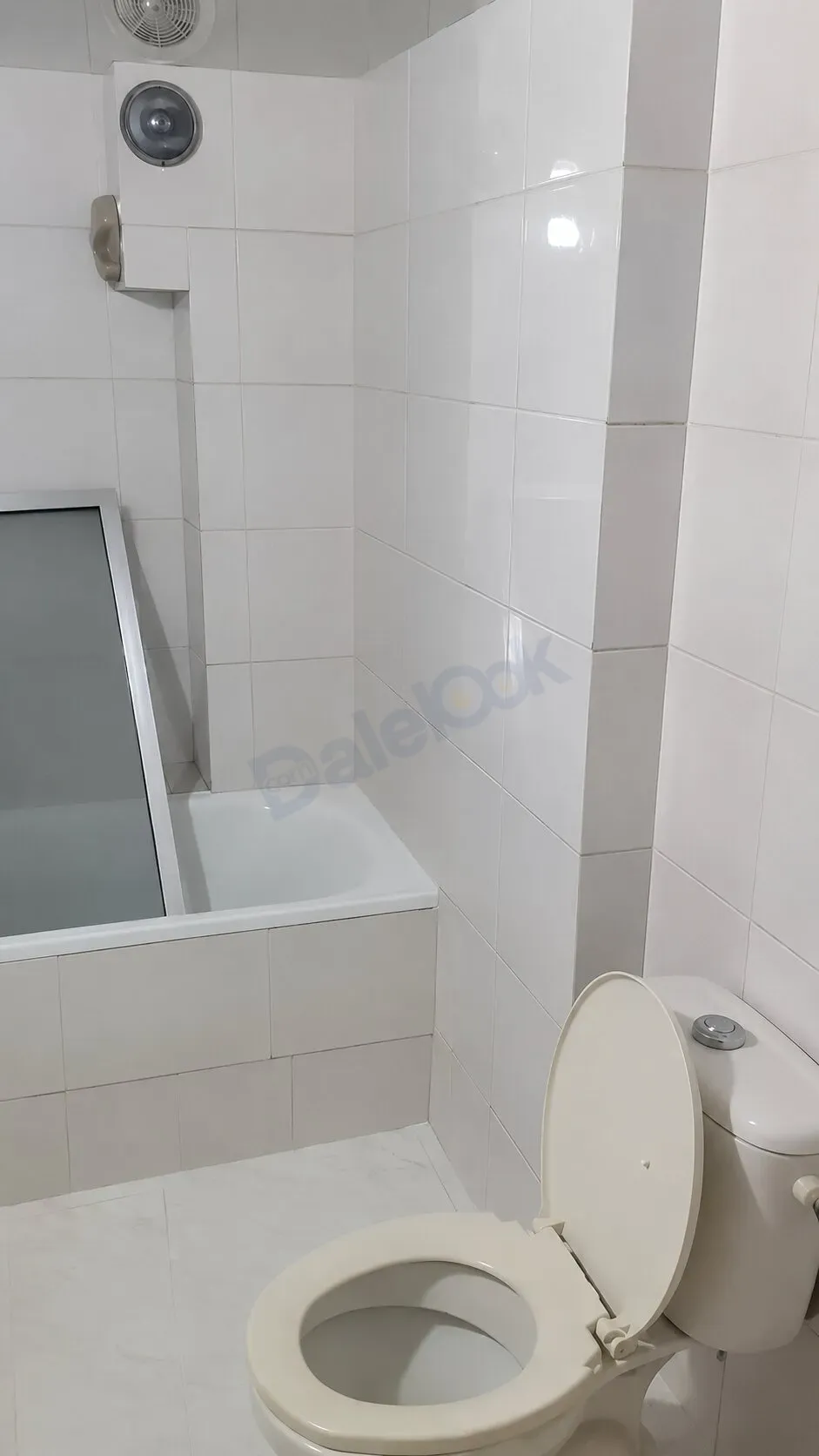 uploads/advertisements/images/للإيجار_السنوي_أو_الأسبوعي_سويت_في_دمشق_باب_مصلى__6_-1788122992898.webp