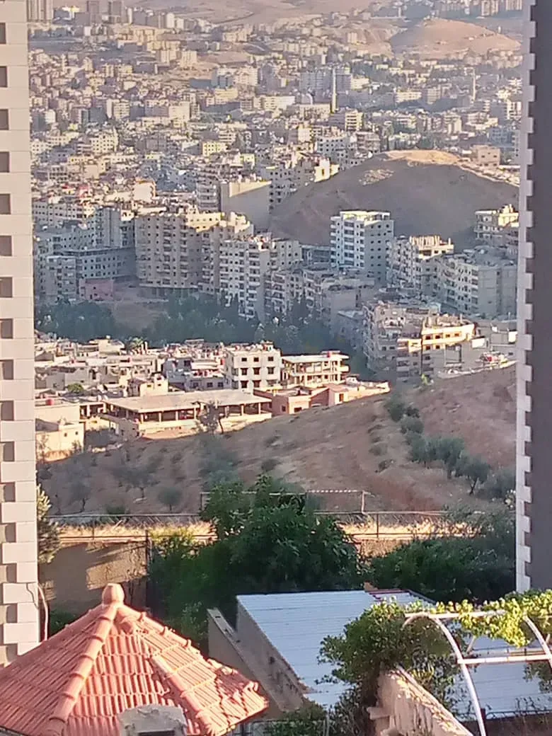 للإيجار السنوي شقة مفروشة في جمرايا
