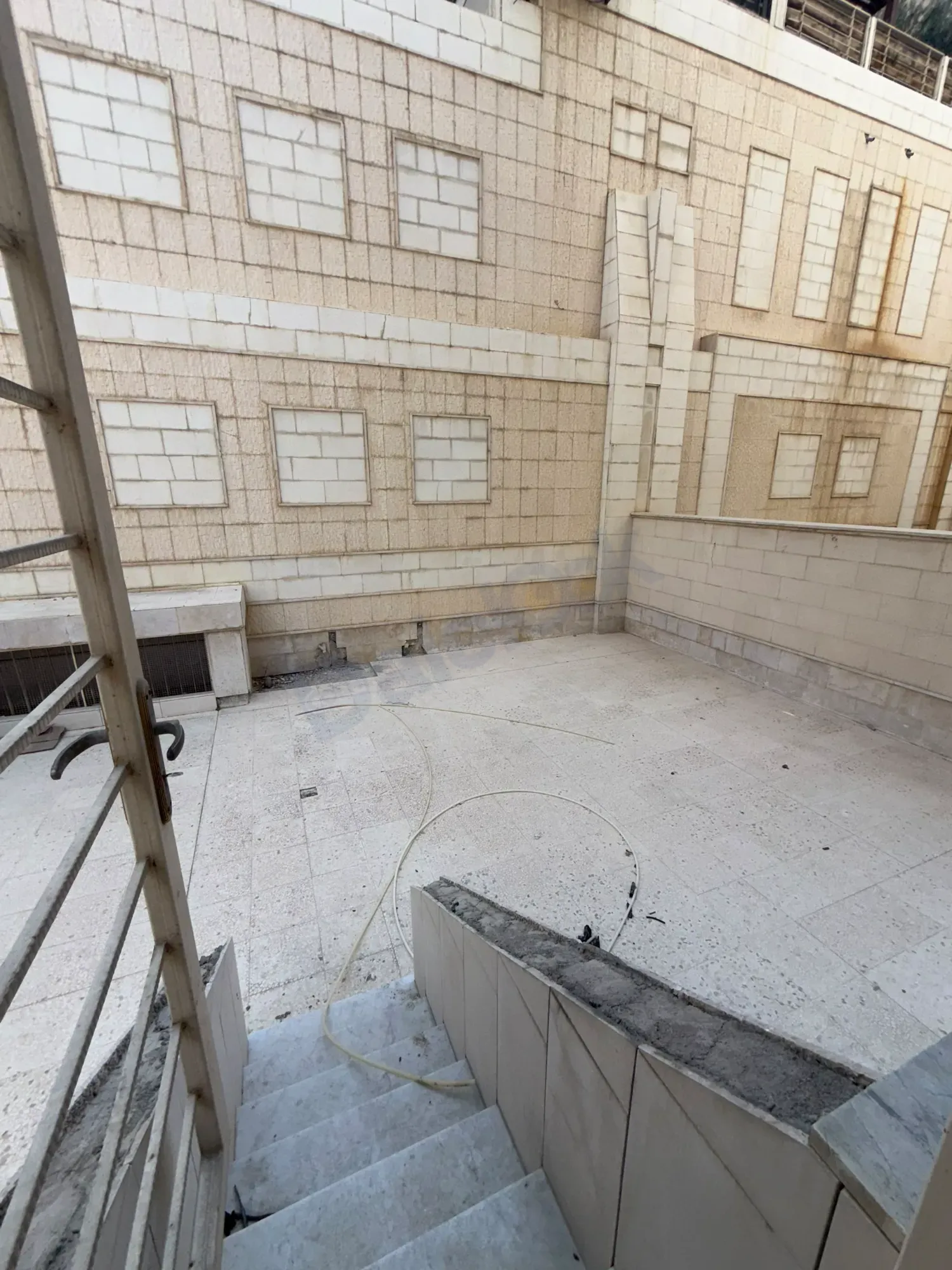 uploads/advertisements/images/للإيجار_السنوي_شقة_مفروشة_في_مشروع_دمر__4_-1791210134116.webp