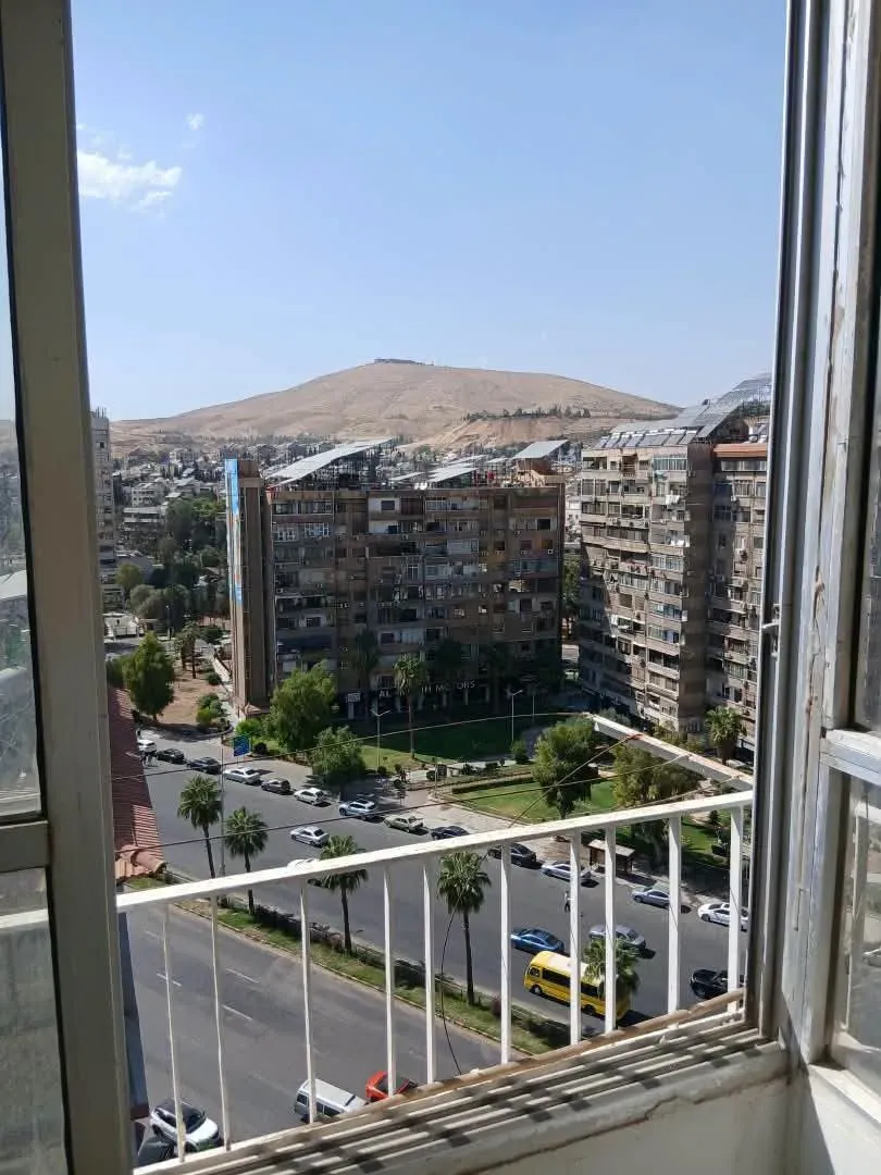 uploads/advertisements/images/للإيجار_السنوي_منزل_فاضي_في_دمشق_مزة_أوتوستراد__2_-1792187770712.webp