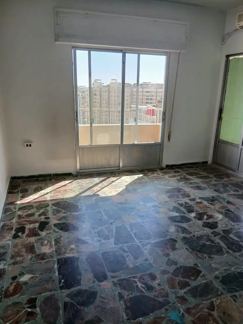 uploads/advertisements/images/للإيجار_السنوي_منزل_فاضي_في_دمشق_مزة_أوتوستراد__3_-1792187770712.webp