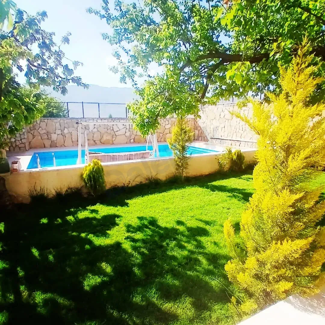 uploads/advertisements/images/للإيجار_اليومي_فيلا_قصر_الوسيم_في_كروم_مضايا__6_-1783383143562.webp