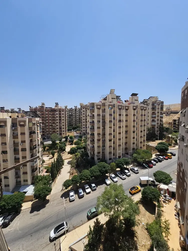 uploads/advertisements/images/للإيجار_شقة_بدون_فرش_في_مشروع_دمر__6_-1785773693564.webp