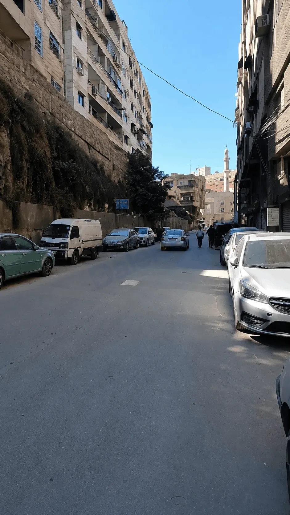 للإيجار عيادتان في الهامة موقع استراتيجي