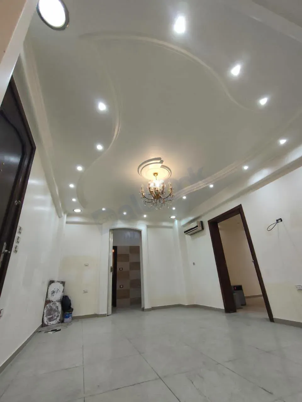 uploads/advertisements/images/للبيع__او_الاجار_شقة_.._بشارع_بغداد__خلف_كازية_عوض__8_-1791404635801.webp
