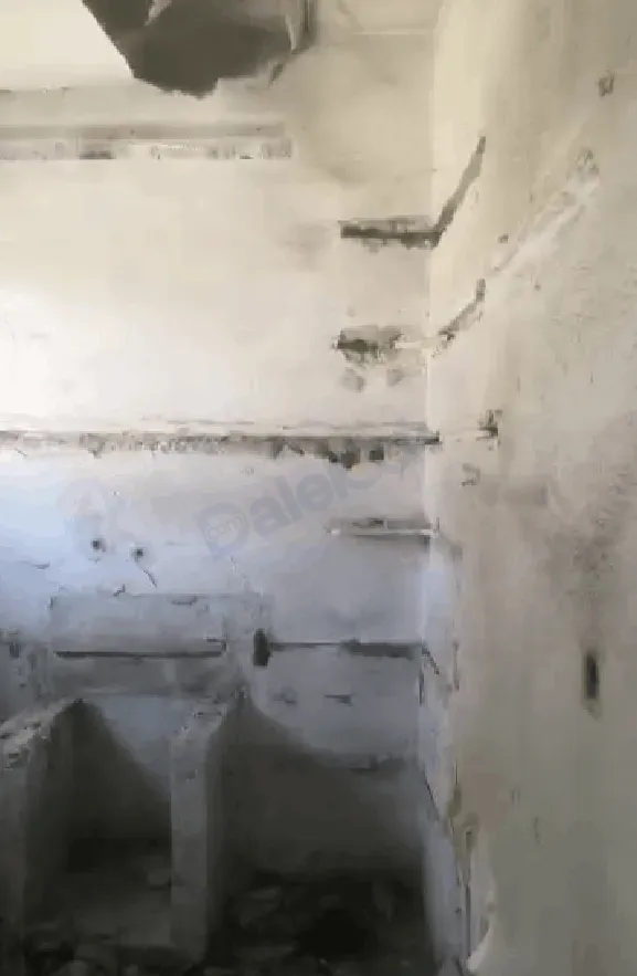 للبيع أرض عليها بيت معفش في الزبلطاني