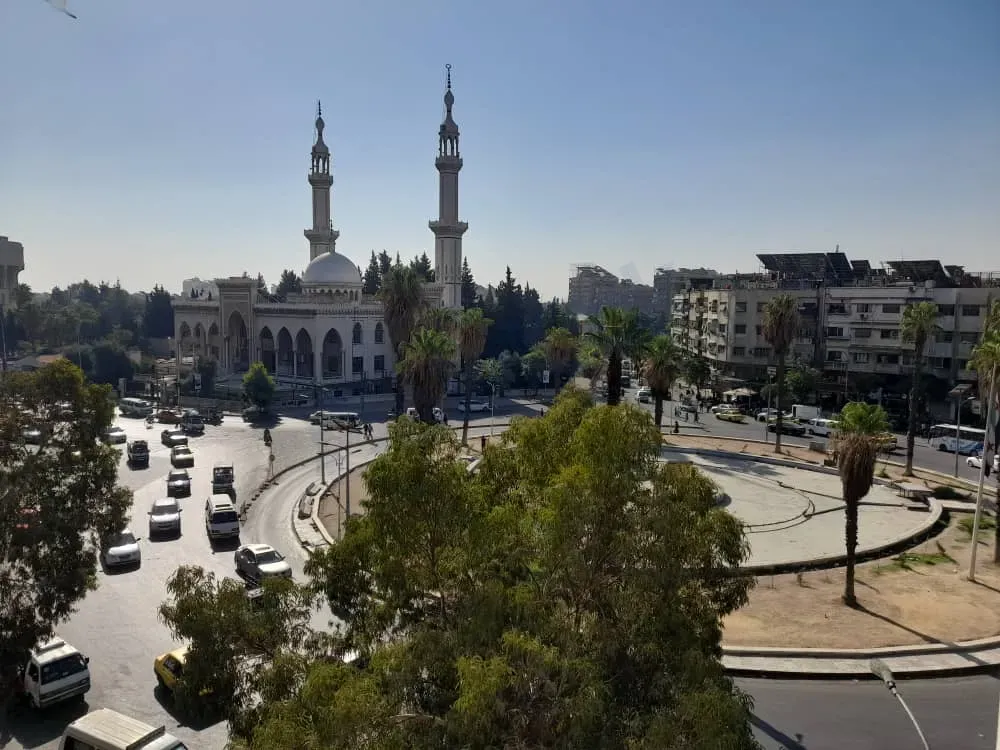 uploads/advertisements/images/للبيع_أو_للإيجار_مكتب_مفروش_بساحة_باب_مصلى-1791221669514.webp