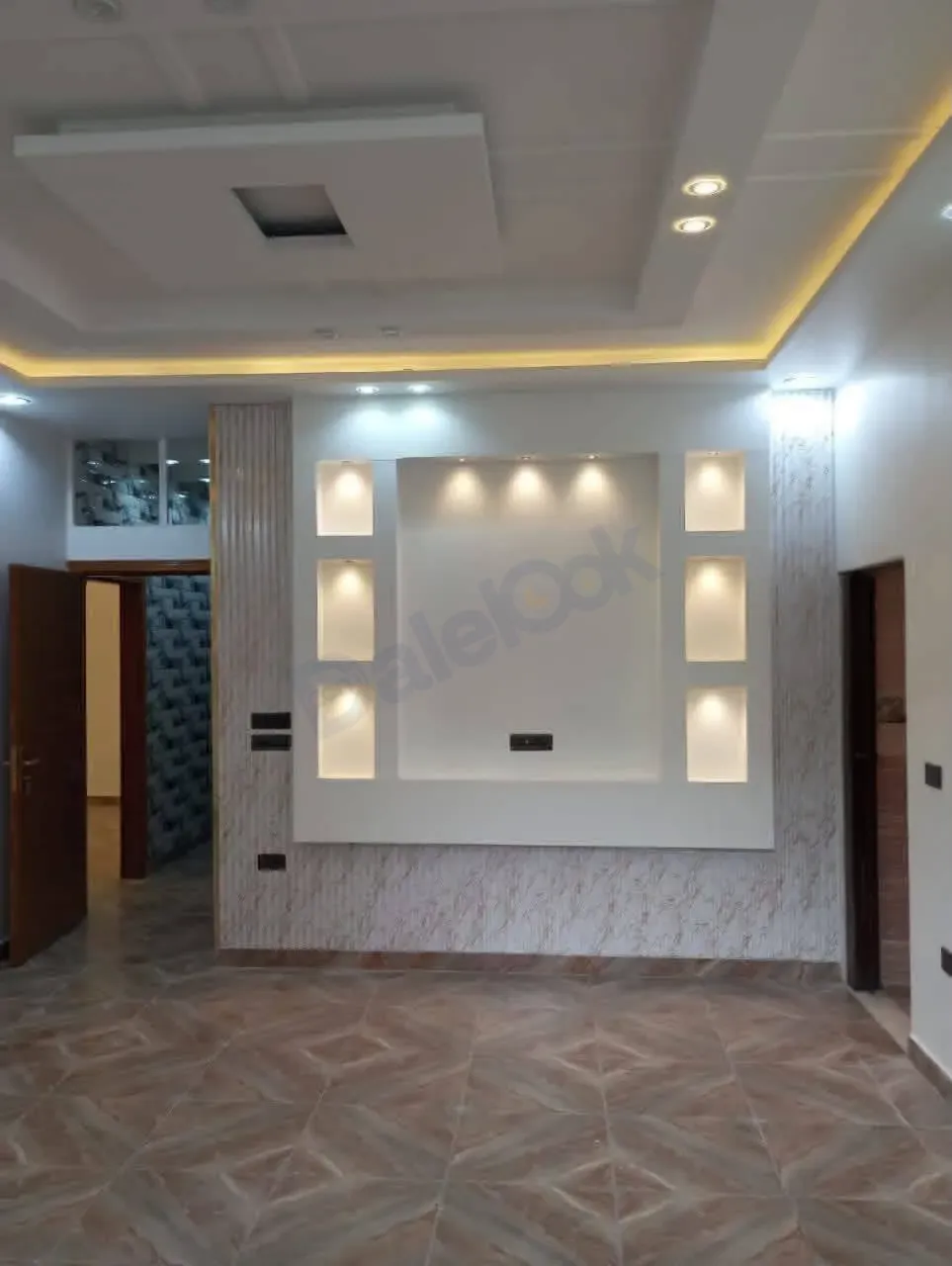 uploads/advertisements/images/للبيع_بمنطقة_بيت_سحم_بالقرب_من_سوق_الشرائي__4_-1783366334168.webp