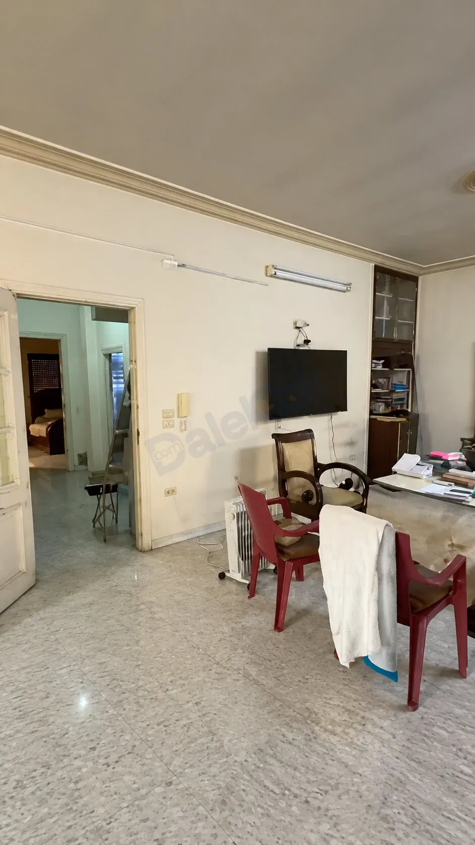 uploads/advertisements/images/للبيع_بناء_كامل_في_جديدة_عرطوز_البلد_الكورنيش__9_-1792765852849.webp