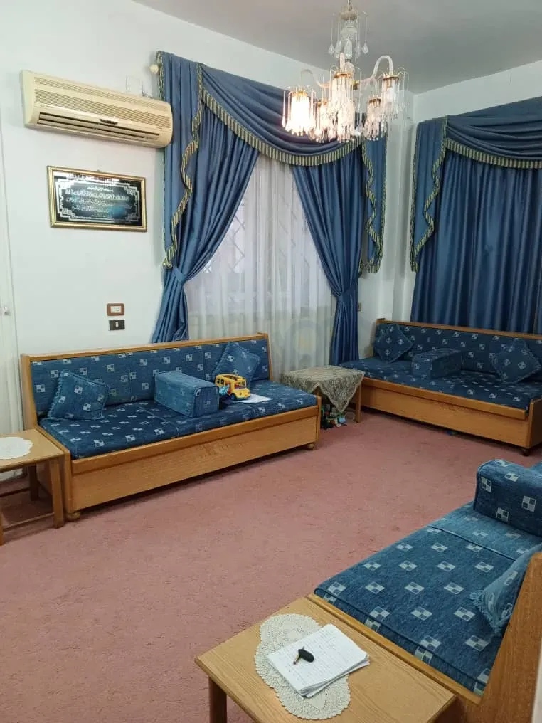 uploads/advertisements/images/للبيع_بناء_كامل_من_المالك_في_الكسوة__12_-1787853668180.webp