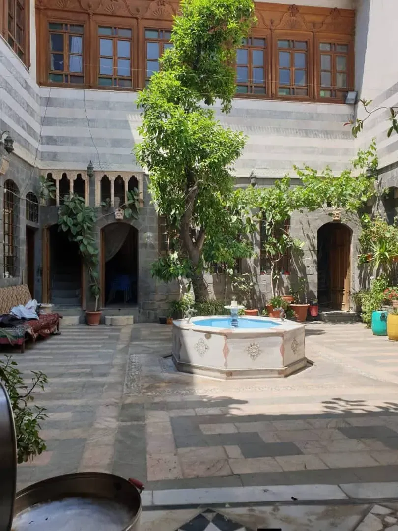 uploads/advertisements/images/للبيع_بيت_عربي_أثري_في_شارع_الأمين__3_-1783191603768.webp