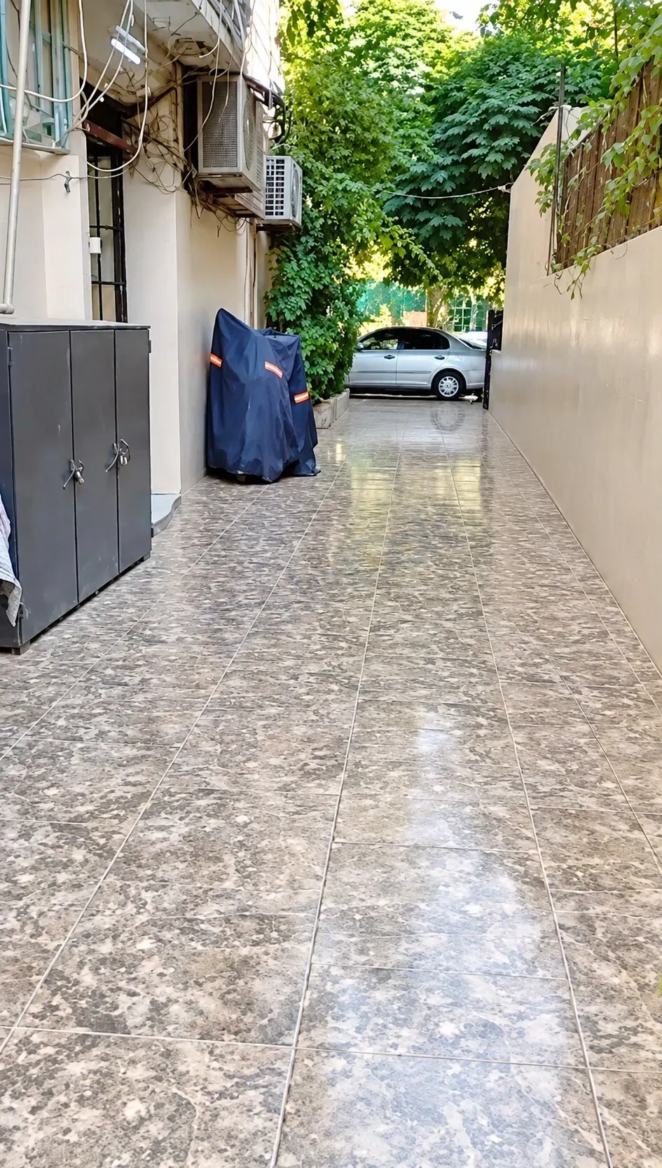 للبيع بيت عربي إفرنجي طابقين في شارع بغداد عين الكرش