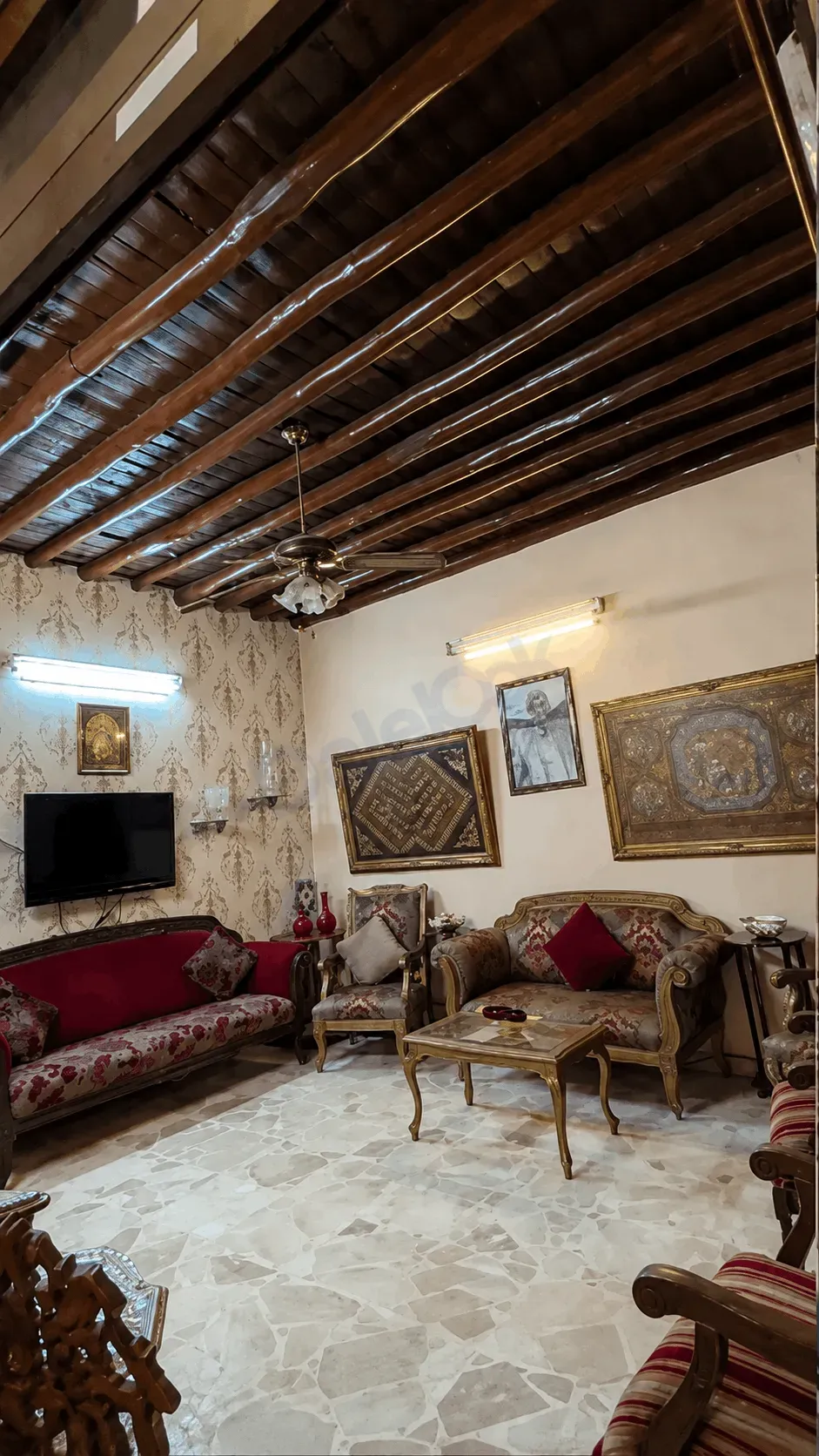 uploads/advertisements/images/للبيع_بيت_عربي_دمشقي_بمنطقة_القيمرية__13_-1784657675988.webp