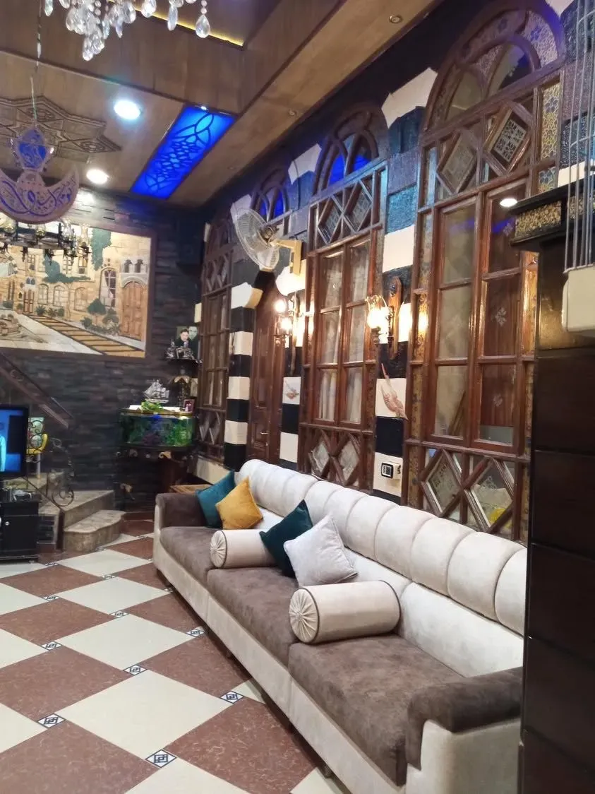 uploads/advertisements/images/للبيع_بيت_عربي_في_دمشق_القديمة_العمارة__6_-1787922885818.webp
