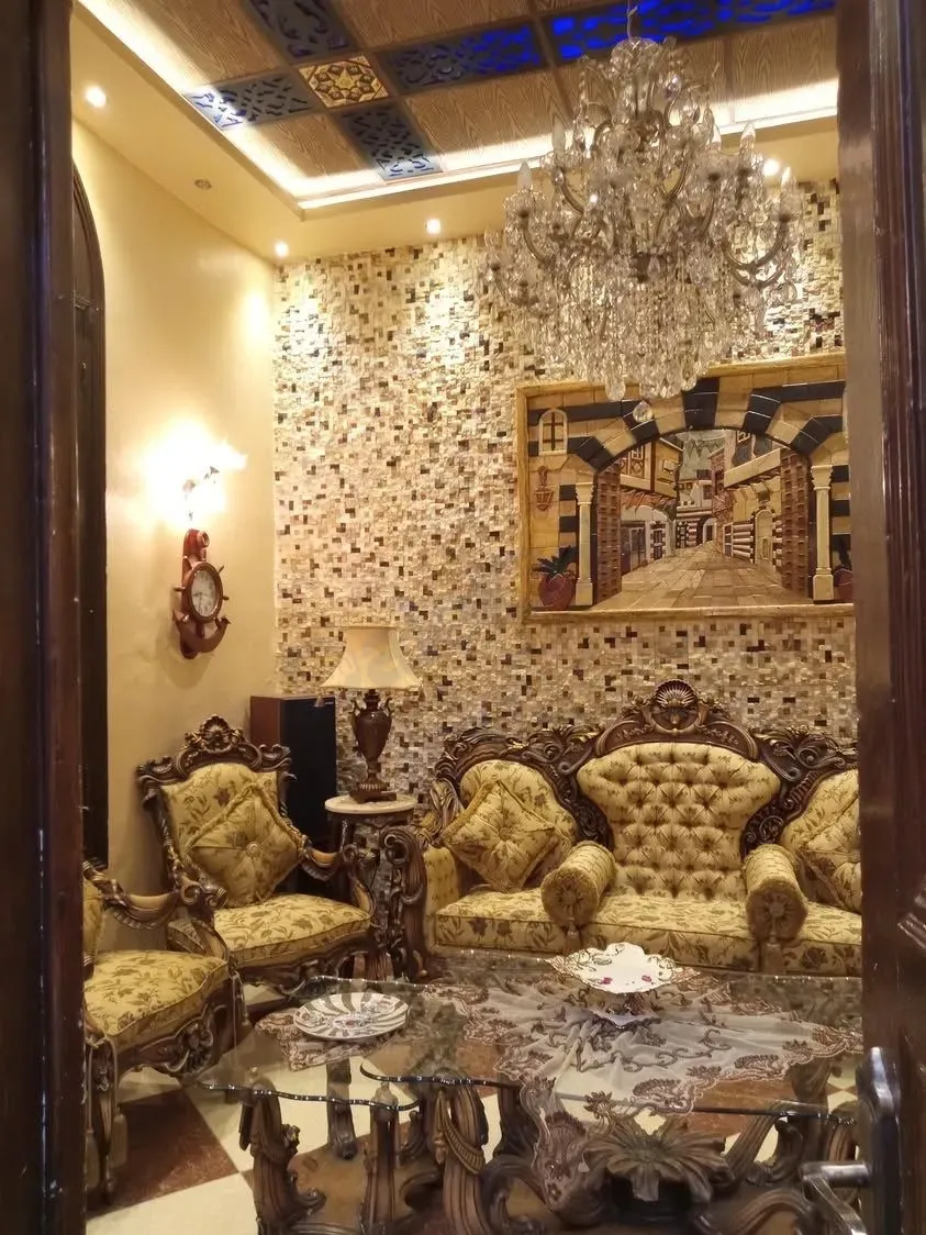 uploads/advertisements/images/للبيع_بيت_عربي_في_دمشق_القديمة_العمارة__9_-1787922885818.webp